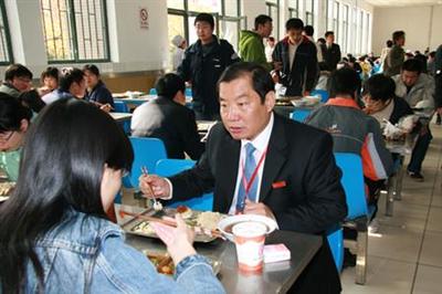 石龍飯?zhí)贸邪?一站式貼心服務(wù)與專(zhuān)業(yè)餐飲管理報(bào)價(jià)指南